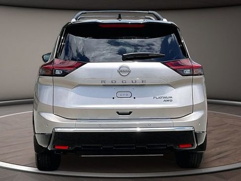 New 2026 Nissan Rogue Platinum w/ Platinum Premium Package AWD/4WD image 4