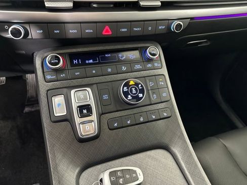 Certified 2025 Hyundai Palisade Limited image 40