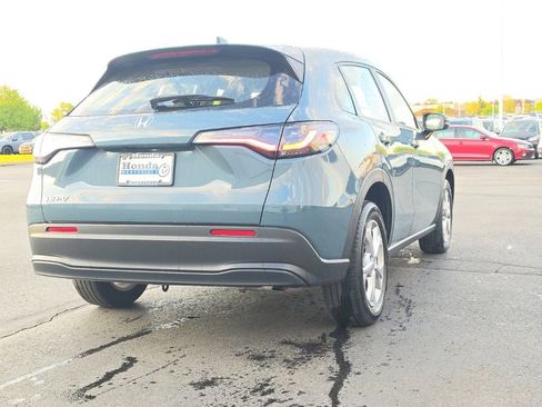 Certified 2025 Honda HR-V LX image 8