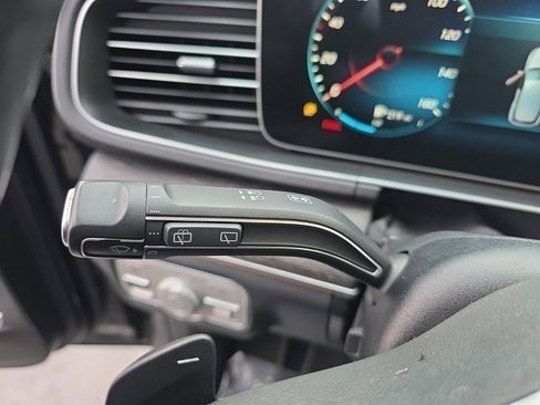 Used 2021 Mercedes-Benz GLE 350 4MATIC w/ Premium Package image 22