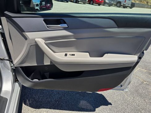 Used 2018 Hyundai Sonata SEL FWD image 45