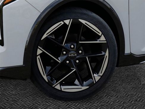 New 2026 Kia K4 GT-Line image 9