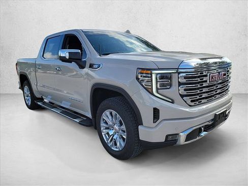 Used 2026 GMC Sierra 1500 Denali w/ Technology Package AWD/4WD image 3