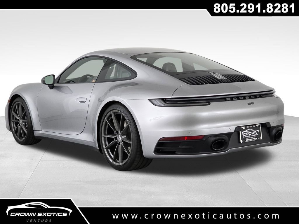 Used 2023 Porsche 911 Carrera T RWD image 5
