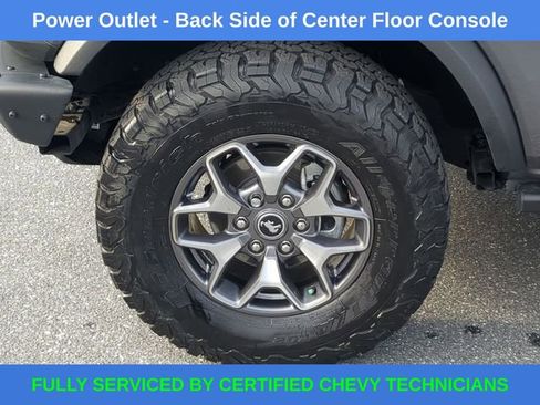 Used 2024 Ford Bronco Badlands image 18