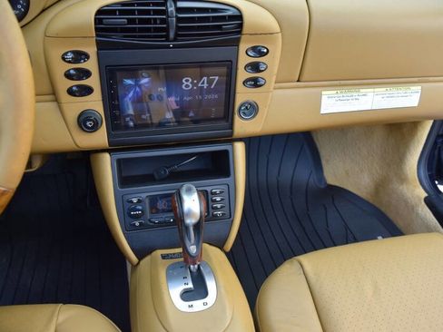 Used 2000 Porsche 911 Carrera 4 image 63