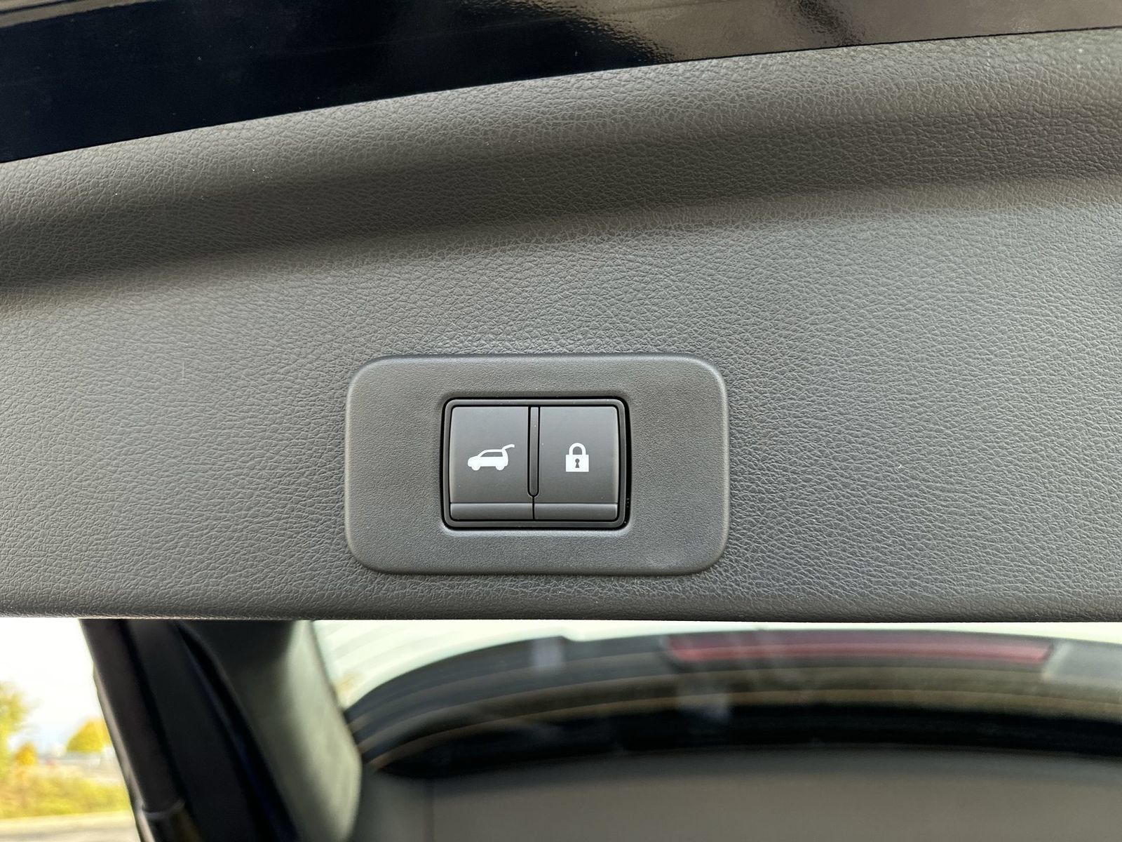Certified 2026 Nissan Murano SV AWD/4WD image 35