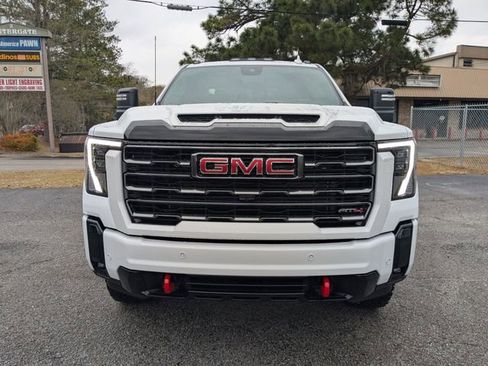 New 2026 GMC Sierra 2500 AT4 w/ AT4 Premium Plus Package AWD/4WD image 9