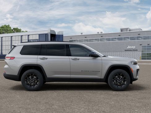 New 2026 Jeep Grand Cherokee L 4WD image 21