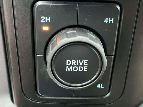 Used 2023 Ford F150 XLT AWD/4WD image 22