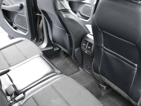 Certified 2025 Ford Escape ST-Line FWD image 11