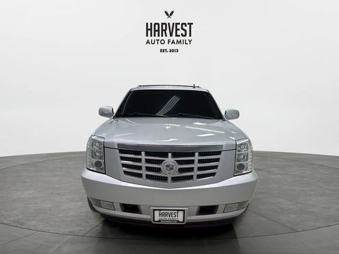 Used 2012 Cadillac Escalade EXT Premium image 11