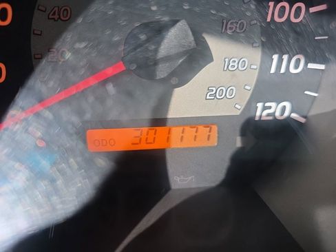 Used 2005 Toyota Tacoma PreRunner image 21