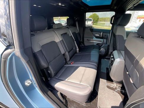 Used 2024 GMC Hummer EV 3X w/ Omega Edition image 27