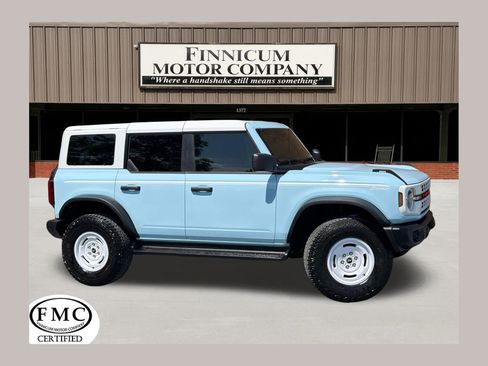 Used 2025 Ford Bronco Heritage Edition AWD/4WD image 1