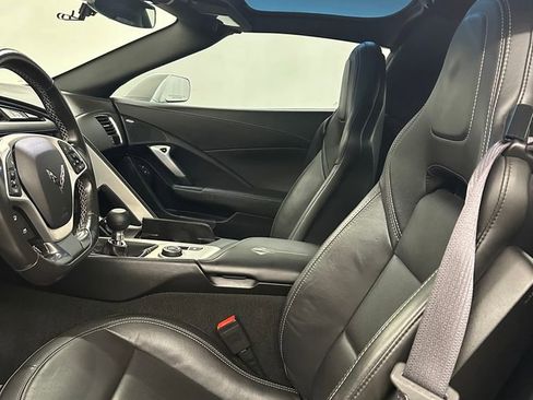 Used 2016 Chevrolet Corvette Stingray Coupe image 12