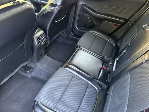 Used 2023 Ford Escape ST-Line image 15