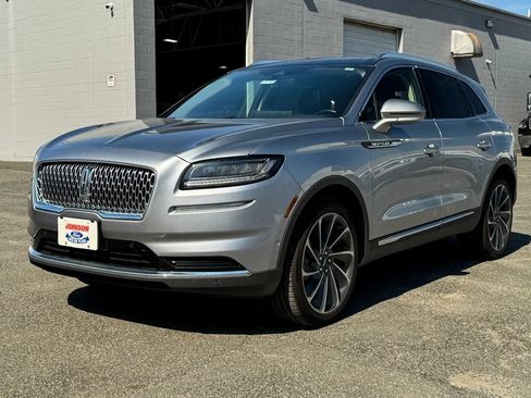 Used 2022 Lincoln Nautilus Reserve w/ Equipment Group 201A AWD/4WD image 7