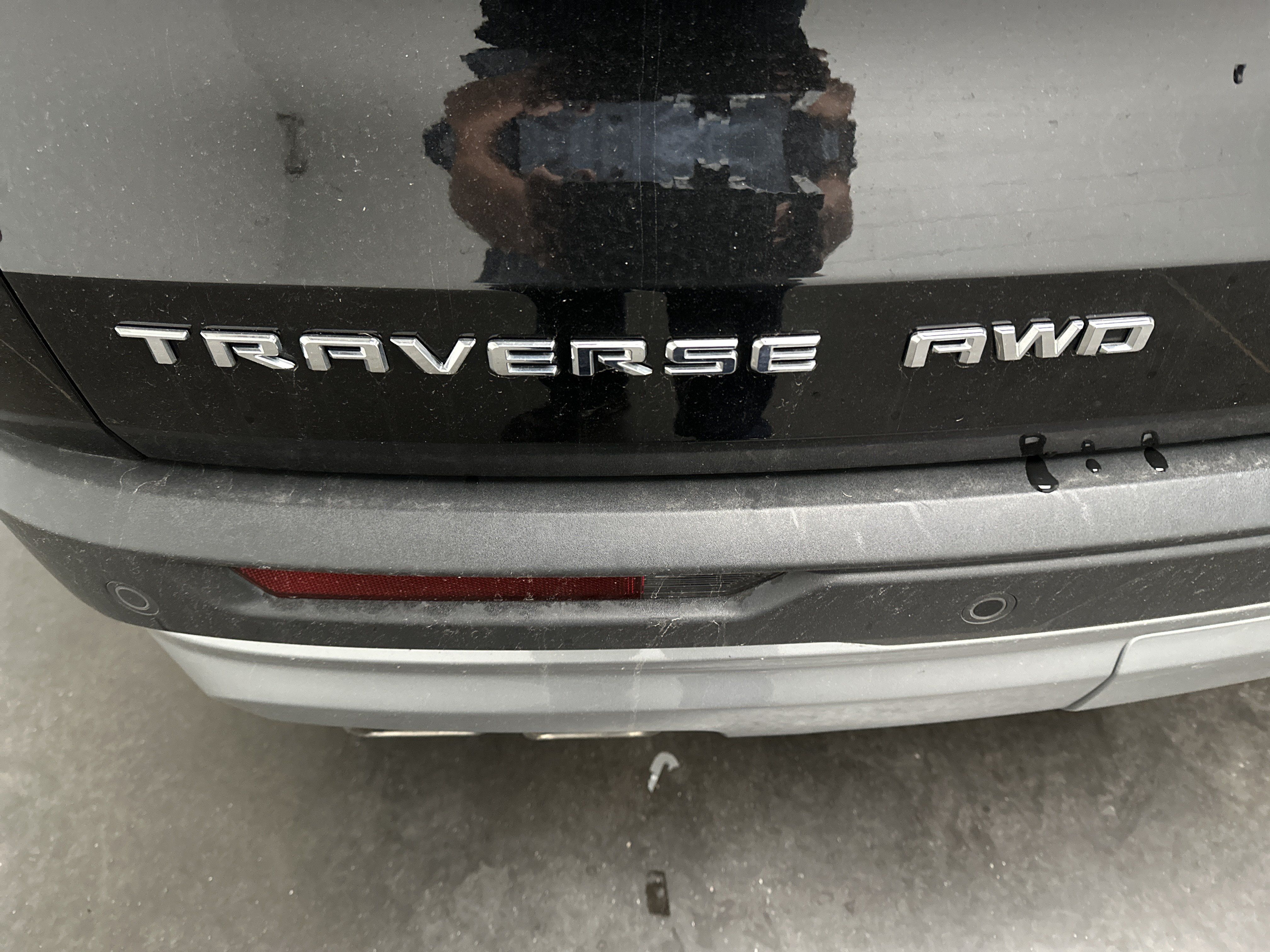 Used 2025 Chevrolet Traverse LT AWD/4WD image 13
