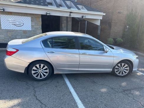 Used 2013 Honda Accord EX image 7