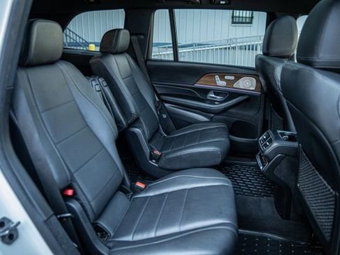 Used 2022 Mercedes-Benz GLS 450 4MATIC w/ AMG Line Exterior image 47