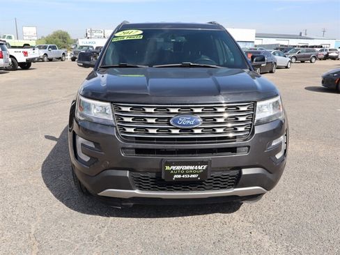 Used 2017 Ford Explorer XLT w/ Equipment Group 201A AWD/4WD image 2