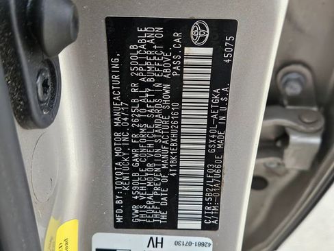 Used 2017 Toyota Avalon XLE image 29