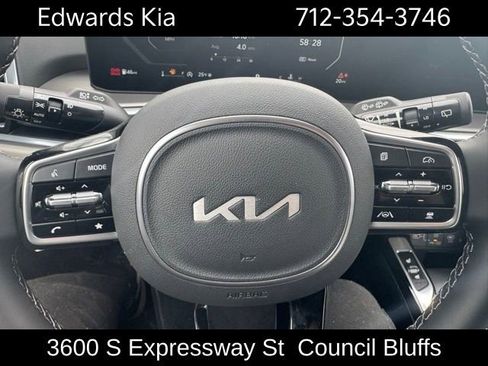 New 2025 Kia Sorento SX FWD image 16