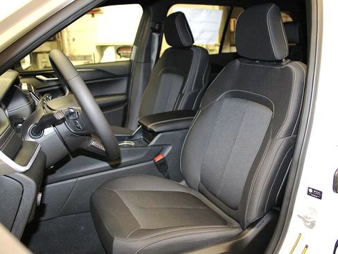 New 2026 Jeep Grand Cherokee Laredo X AWD/4WD image 27