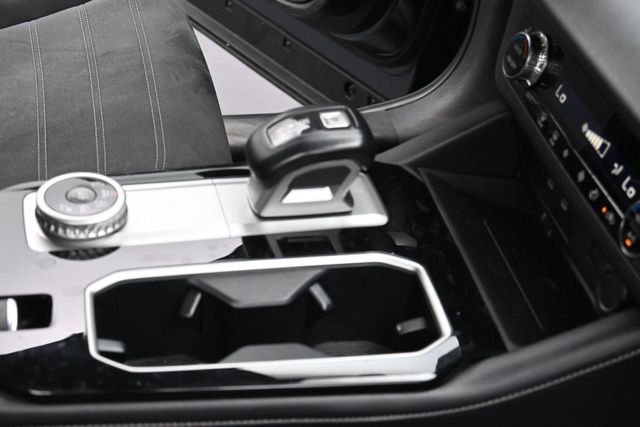 Used 2025 Mitsubishi Outlander SE FWD image 33