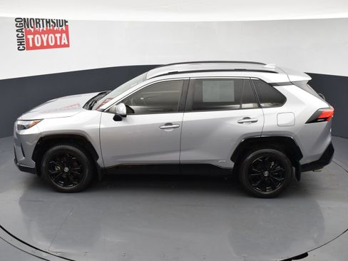 Used 2022 Toyota RAV4 SE AWD/4WD image 17