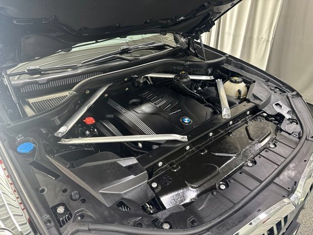 Used 2020 BMW X5 xDrive40i w/ Convenience Package AWD/4WD image 35