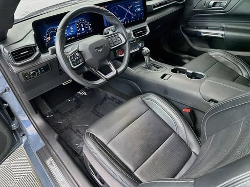 Used 2025 Ford Mustang GT Premium RWD image 22