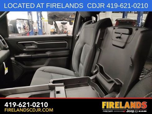 New 2026 RAM 1500 Big Horn AWD/4WD image 17