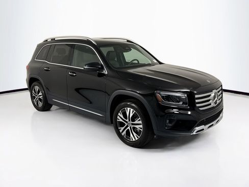 Certified 2025 Mercedes-Benz GLB 250 4MATIC image 3