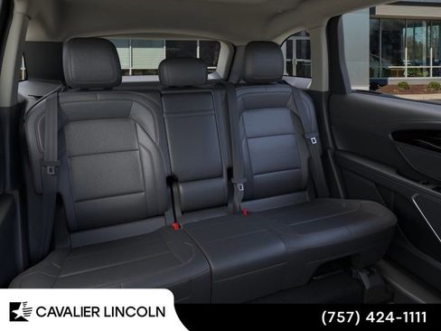 Used 2026 Lincoln Nautilus Premier w/ Equipment Group 102A AWD/4WD image 11