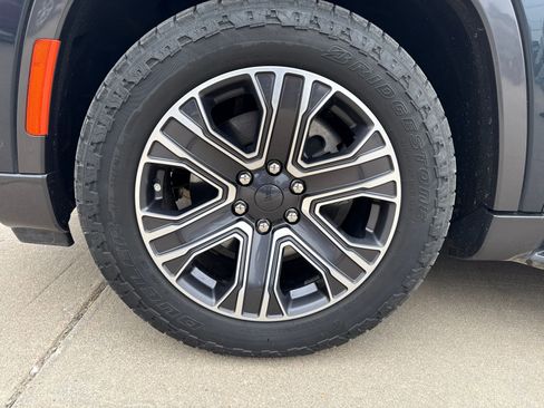 Used 2022 Jeep Wagoneer Series III w/ Convenience Group I image 27