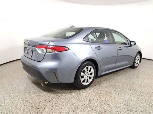 Used 2024 Toyota Corolla LE image 5