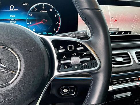 Used 2022 Mercedes-Benz GLS 450 4MATIC image 19