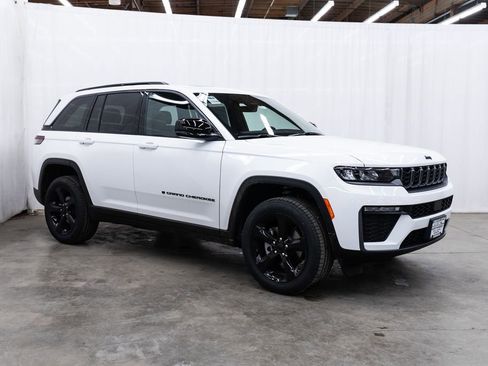 New 2026 Jeep Grand Cherokee Limited w/ Limited Altitude Package image 1