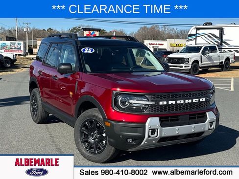 New 2025 Ford Bronco Sport Badlands w/ Badlands Tech Package AWD/4WD image 1