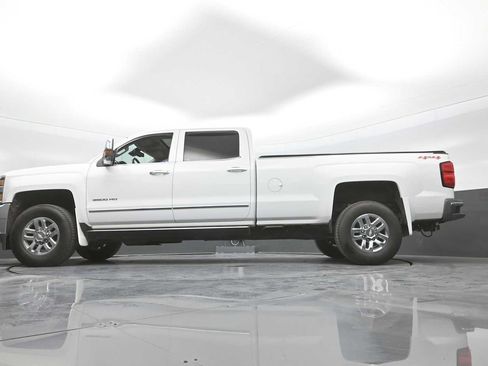 Used 2015 Chevrolet Silverado 3500 LTZ w/ Duramax Plus Package AWD/4WD image 52