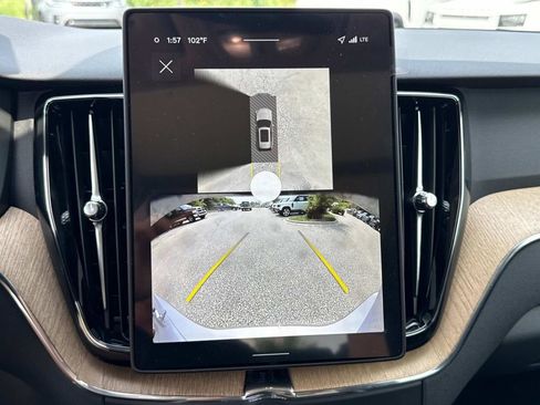 New 2026 Volvo XC60 B5 Plus w/ Climate Package image 22
