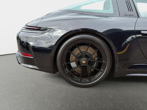 Used 2026 Porsche 911 Targa 4 GTS image 18