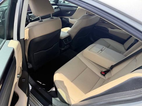 Used 2021 Lexus ES 250 w/ Premium Package AWD/4WD image 6