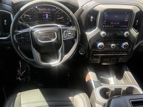 Used 2019 GMC Sierra 1500 Denali w/ Denali Ultimate Package AWD/4WD image 6