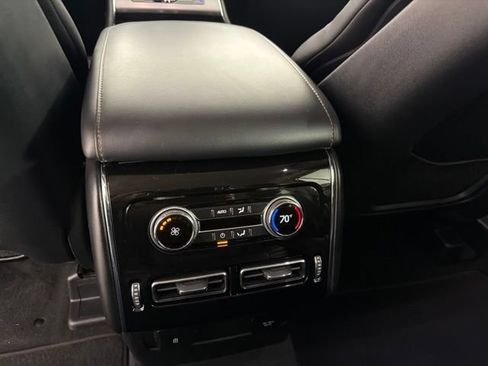 Used 2023 Lincoln Aviator 2WD w/ Class IV Trailer Tow Package image 32