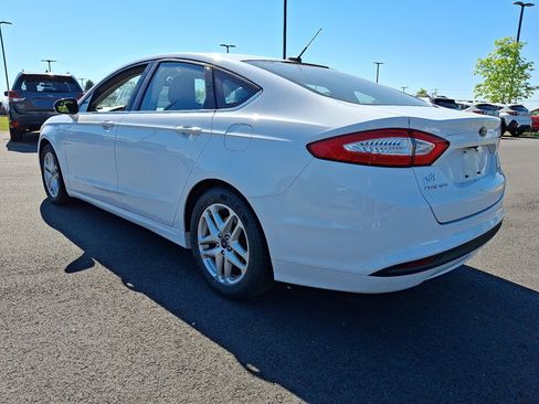 Used 2014 Ford Fusion SE FWD image 5