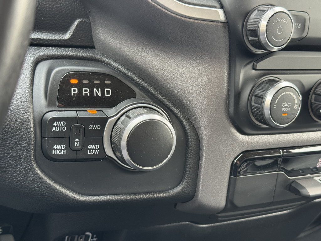 Used 2019 RAM 1500 Big Horn AWD/4WD image 23