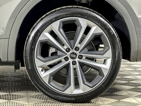 Used 2023 Audi Q5 2.0T Premium Plus w/ Premium Plus Package image 25